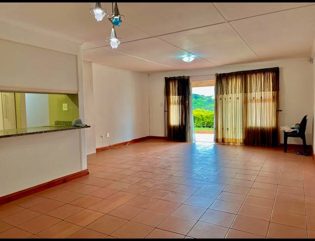 3 BEDROOM SIMPLEX SOLD IN SHERWOOD